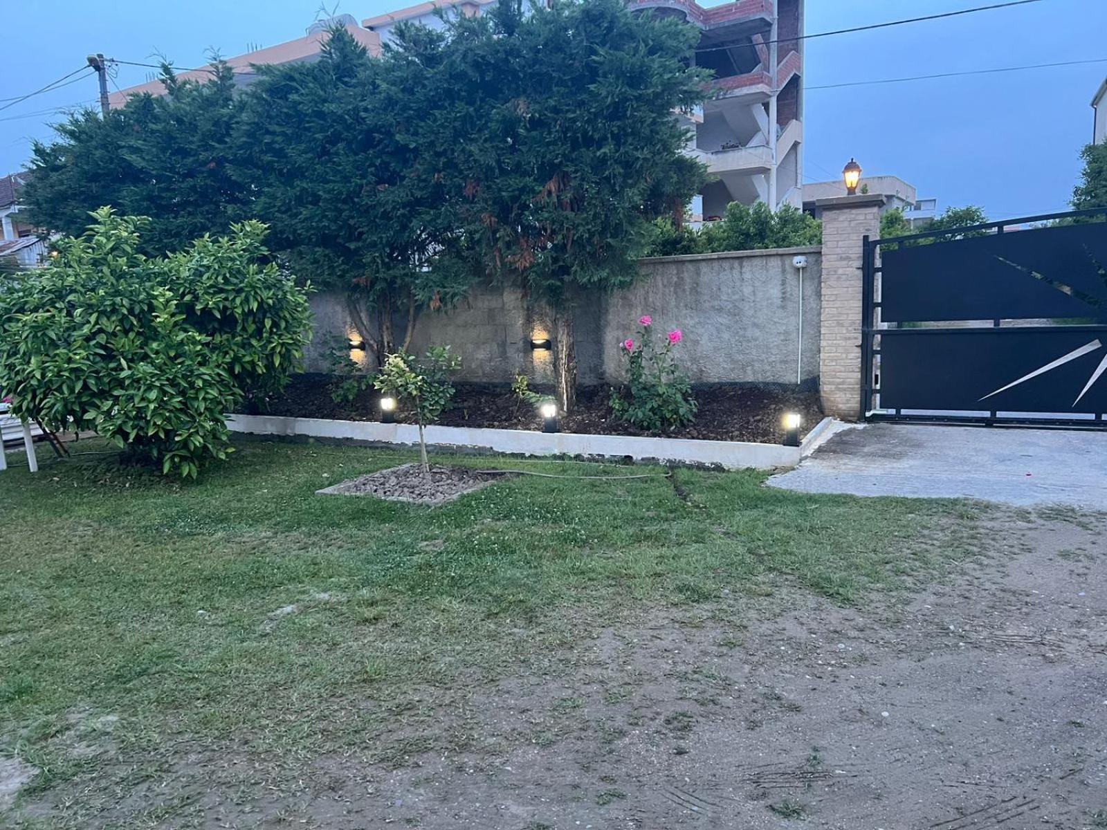 Vila Hoxha Durrës Extérieur photo