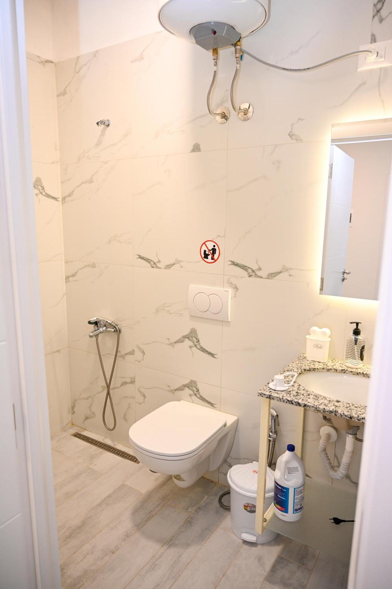 Vila Hoxha Durrës Extérieur photo
