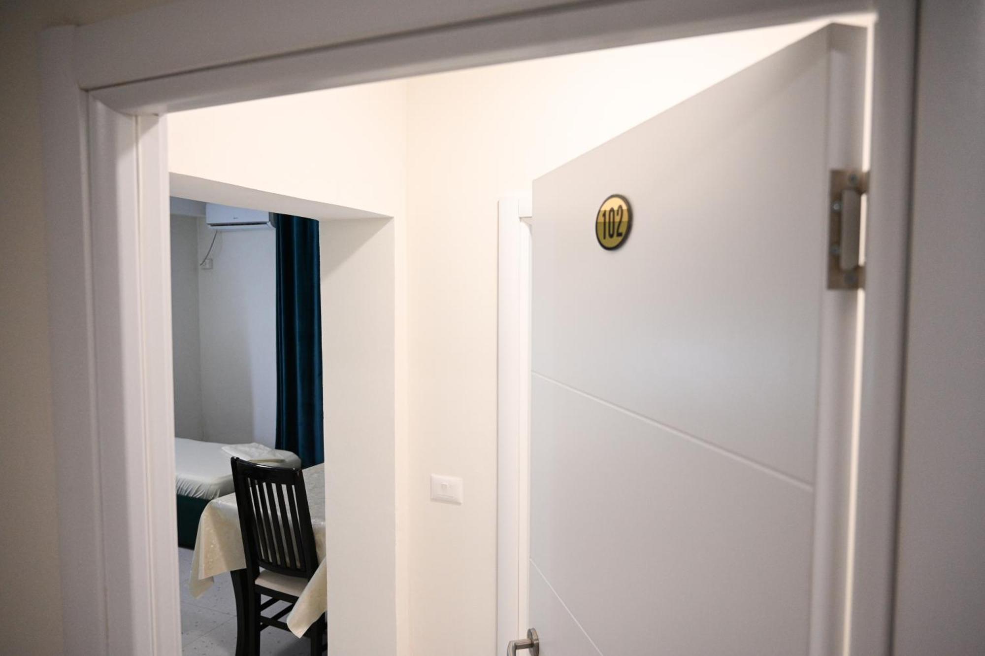 Vila Hoxha Durrës Extérieur photo
